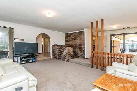 Property photo of 5 Tamblyn Close Woodvale WA 6026