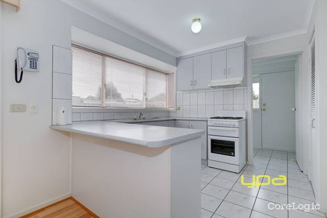 8 clyde court werribee top