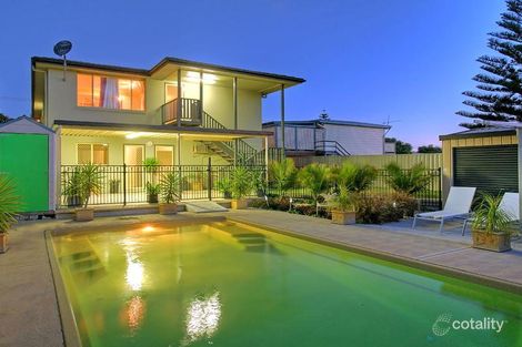 Property photo of 18 Robinson Street Anna Bay NSW 2316