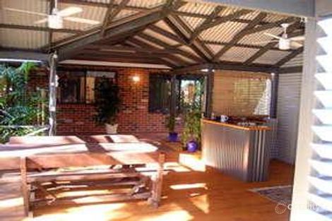 Property photo of 4 Painter Crescent Mundaring WA 6073