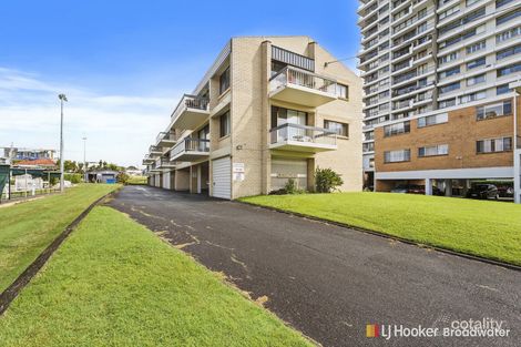 2/2 Marine Pde, Southport, QLD 4215