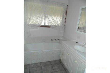 Property photo of 41 Kuringgai Crescent Noble Park VIC 3174