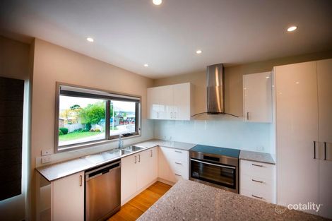 Property photo of 8 Balfour Court Sandy Bay TAS 7005
