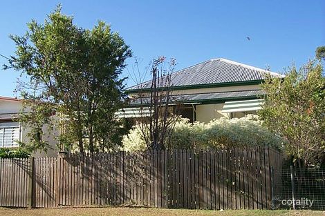 5 Cousins St, The Range, QLD 4700