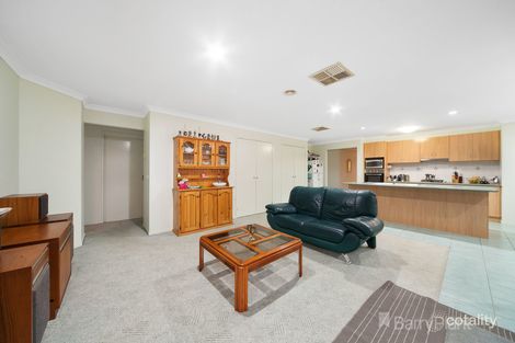 Property photo of 30 Marsh Grove Berwick VIC 3806