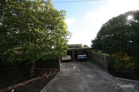 19 Iona Rd, Aberfoyle Park, SA 5159