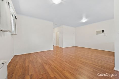 Property photo of 11/2A Railway Avenue Werribee VIC 3030