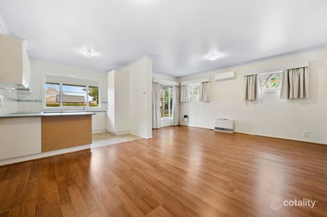 Property photo of 11/2A Railway Avenue Werribee VIC 3030