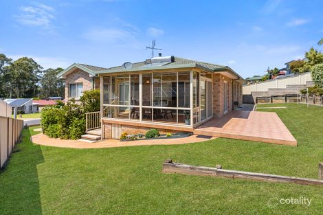 Property photo of 18 Angophora Place Catalina NSW 2536