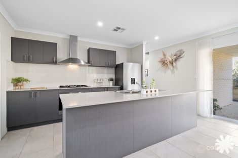 Property photo of 19 Cedarleaf Entrance Treeby WA 6164