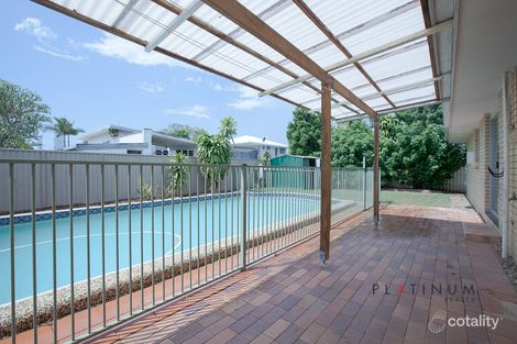Property photo of 8 Ilkinia Avenue Broadbeach Waters QLD 4218