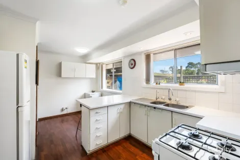 Property photo of 8 Hinkler Crescent Modbury Heights SA 5092