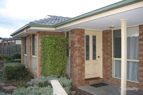 8 Resolute Dr, Waurn Ponds, VIC 3216