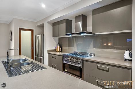 Property photo of 41 Zodiac Way Fraser Rise VIC 3336