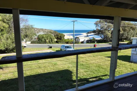 Property photo of 5 Whitfield Street Guilderton WA 6041