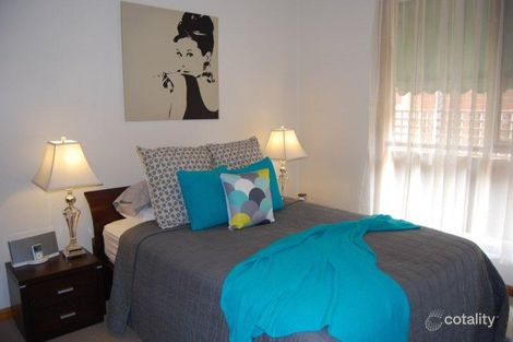 Property photo of 2/12 Bulla Road Essendon VIC 3040