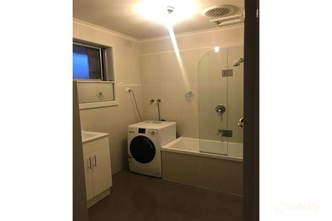 Property photo of 2/20 Oakes Avenue Clayton South VIC 3169