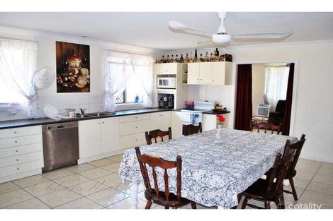 9 Mellor St, Avenell Heights, QLD 4670