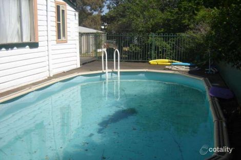 Property photo of 52 Caple Street Young NSW 2594