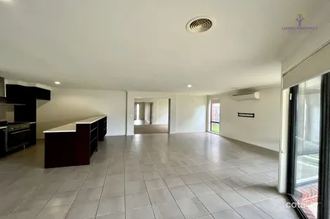 Property photo of 105 Alamanda Boulevard Point Cook VIC 3030