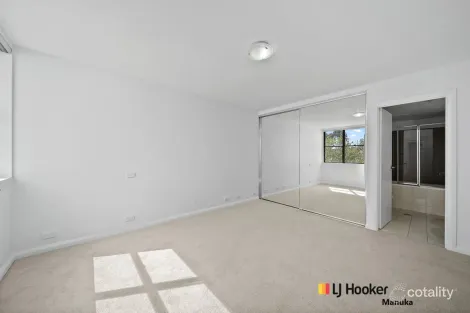 Property photo of 21/7 Eldridge Crescent Garran ACT 2605