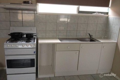 Property photo of 16 Sambell Walk Kensington VIC 3031