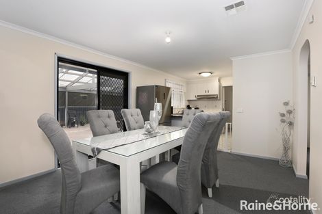 Property photo of 10 Nixon Court Roxburgh Park VIC 3064