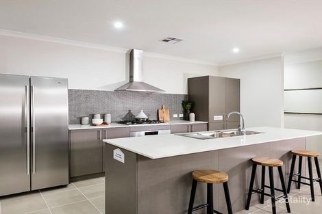 Property photo of 14 Hanbury Loop Success WA 6164