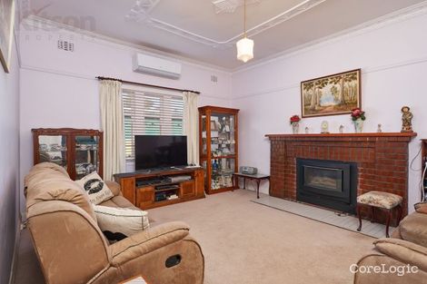 Property photo of 16 Lindsay Street Turvey Park NSW 2650