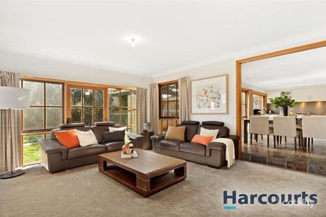Property photo of 3 Crimea Close Rowville VIC 3178