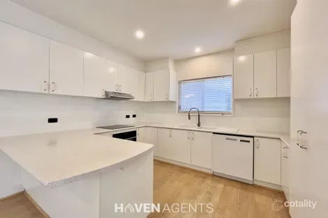 Property photo of 2/528 Bluff Road Hampton VIC 3188