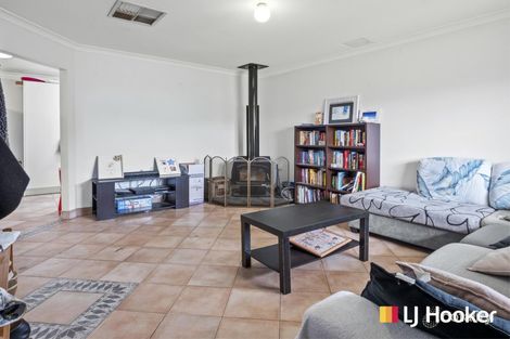 Property photo of 3 Bligh Place Thornlie WA 6108
