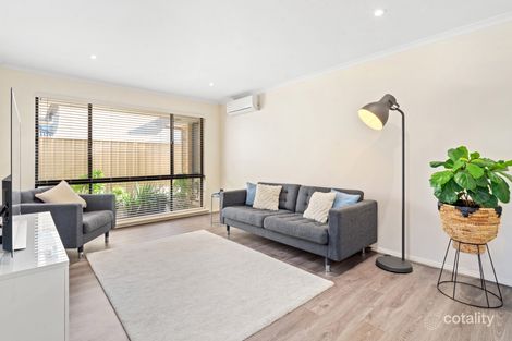 Property photo of 2 Tintara Walk Noarlunga Downs SA 5168