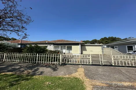 42 STANFORD ST, SUNSHINE, VIC 3020