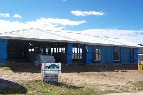 23 Tarwhine St, Tin Can Bay, QLD 4580