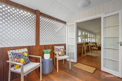 Property photo of 18 Devon Street Annerley QLD 4103