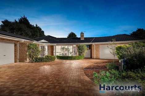 Property photo of 3 Crimea Close Rowville VIC 3178
