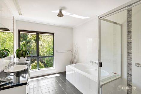 Property photo of 32 Sandow Road Verdun SA 5245