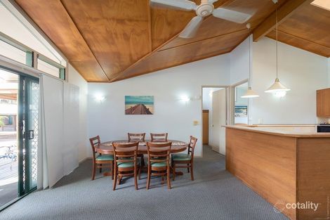 Property photo of 3/652 Esplanade Urangan QLD 4655