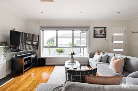 Property photo of 102 Vincent Street Oak Park VIC 3046