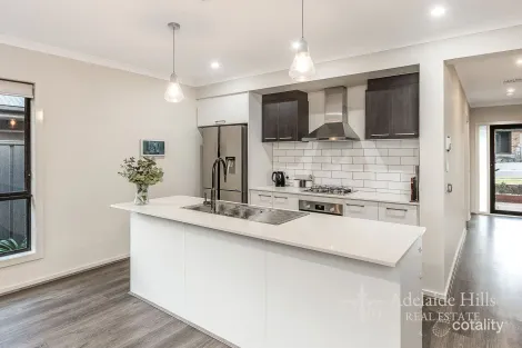 Property photo of 19A Wycombe Drive Mount Barker SA 5251