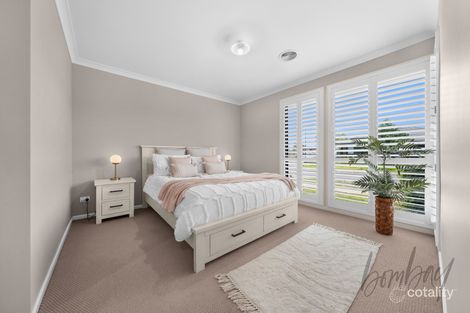 Property photo of 17 Clapham Avenue Wollert VIC 3750