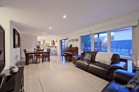 27 Morlyn Dr, Mount Martha, VIC 3934