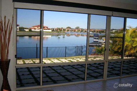 Property photo of 4 Pipers Point Helensvale QLD 4212