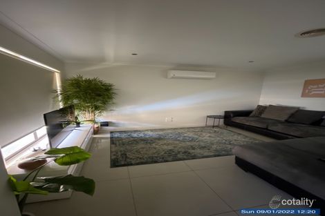 Property photo of 1/12 Merlynston Close Dallas VIC 3047