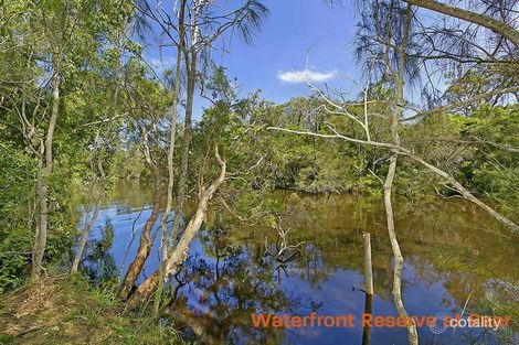 Property photo of 18 The Peninsula Killarney Vale NSW 2261