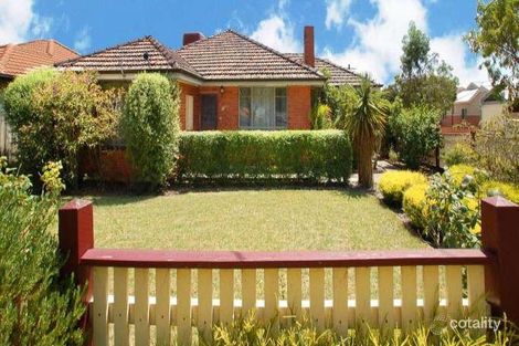 11 Fairleigh St, Glenroy, VIC 3046