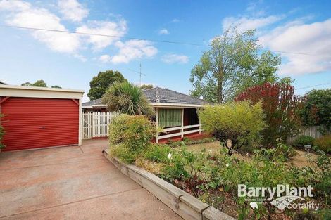 48 Ahern Rd, Pakenham, VIC 3810