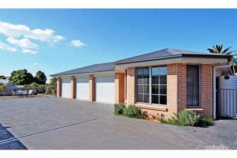 Property photo of 1 Meyer Place Bomaderry NSW 2541