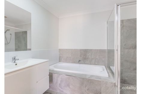 Property photo of 8A Apsley Crescent Dubbo NSW 2830